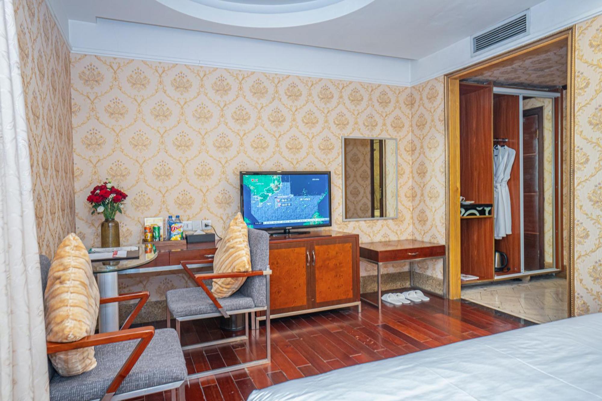 The Vissai Hotel Ninh Binh Exterior photo